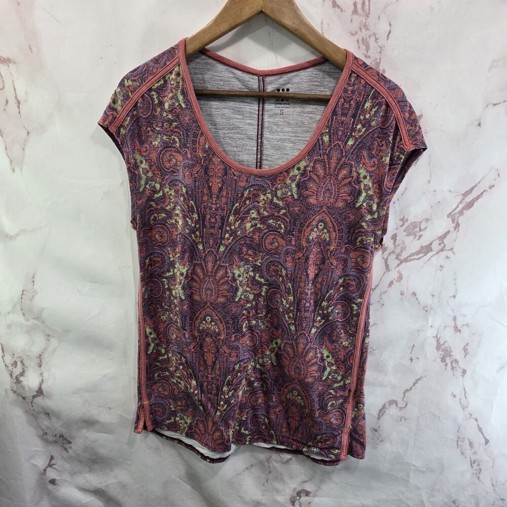 Title Nine Shirt Womens Small Pink Round Neck Matahari Short Sleeve Wicking
